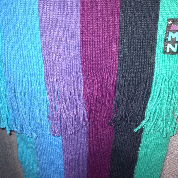 Jewel-toned scarf - Picture 2 of 2